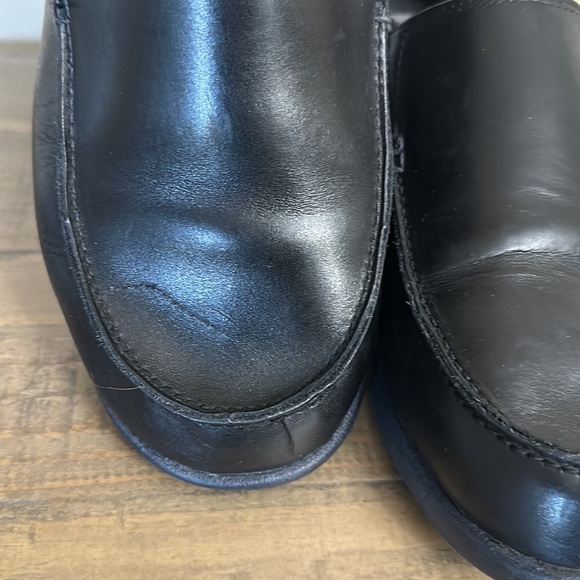Crocs Santa Cruz Black Leather Loafers Men’s Size 12 Comfort Travel SlipOn Shoes main image 7